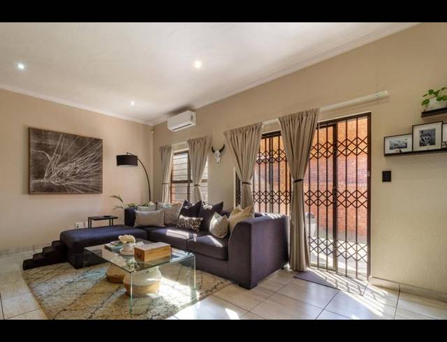 3 BEDROOM PROPERTY TO RENT IN NORTH RIDING